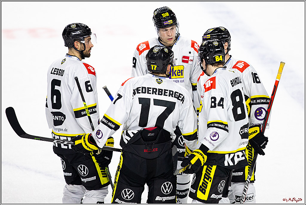 PENNY DEL;  Koelner Haie - Krefeld Pinguine; Koeln, 24.02.2021